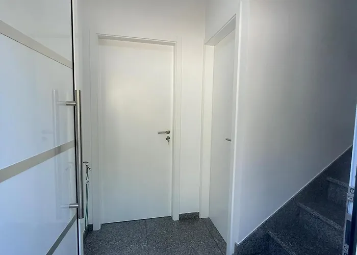 Tides Proprety - High Tide Apartment