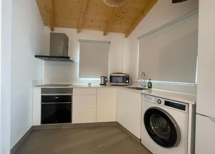 Tides Proprety - High Tide Paul do Mar (Madeira)